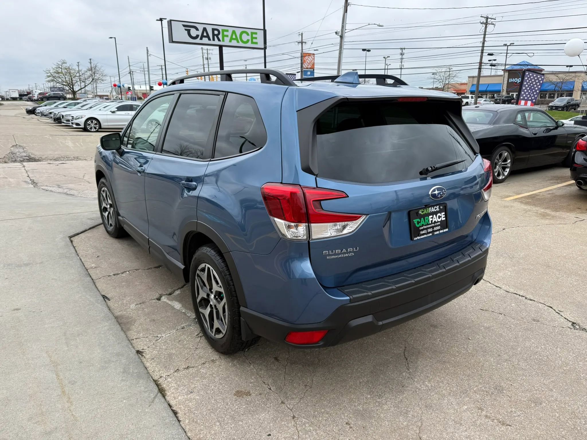 Used 2022 Subaru Forester Premium image 8
