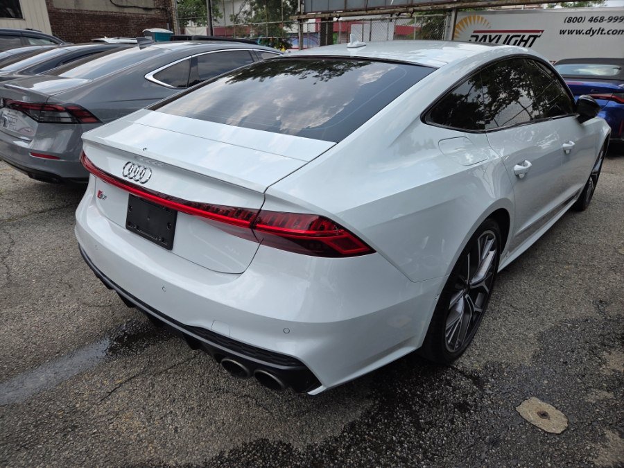 Used 2024 Audi S7 Prestige w/ Prestige Package AWD/4WD image 4