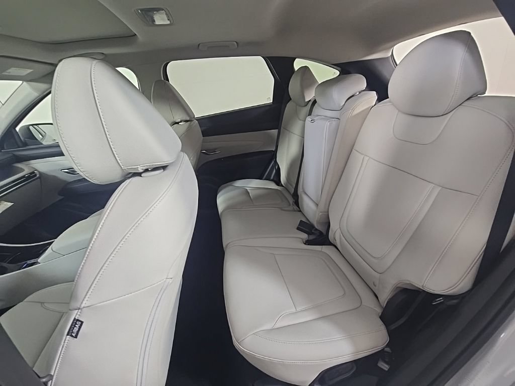New 2026 Hyundai Tucson SEL FWD image 32