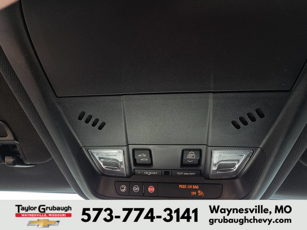 Used 2024 Chevrolet Equinox RS w/ RS Leather Package AWD/4WD image 24