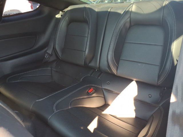 Used 2022 Ford Mustang GT Premium w/ Equipment Group 401A RWD image 19