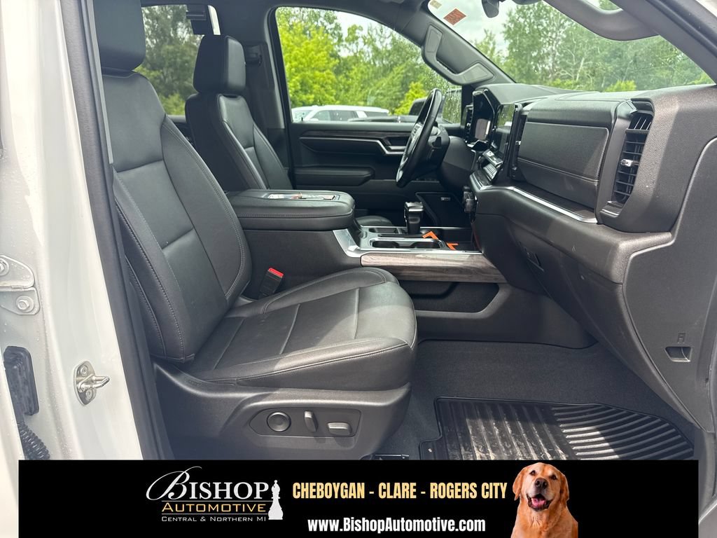 Used 2022 Chevrolet Silverado 1500 LTZ AWD/4WD image 21