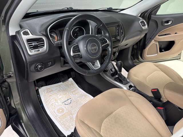 Used 2018 Jeep Compass Sport w/ Cold Weather Group image 11