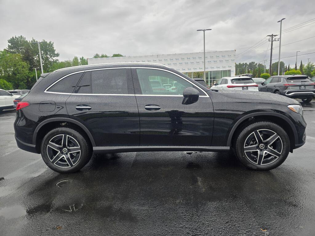 New 2026 Mercedes-Benz GLC 300 4MATIC image 7