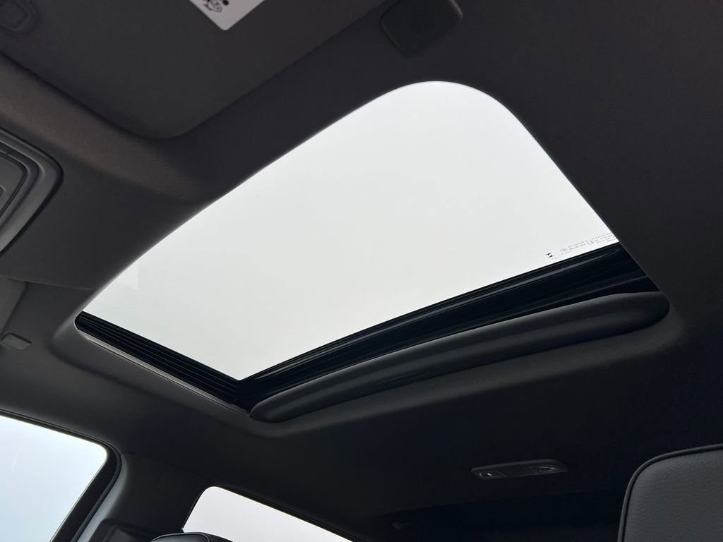 New 2025 GMC Sierra 1500 Denali w/ Denali Reserve Package image 8