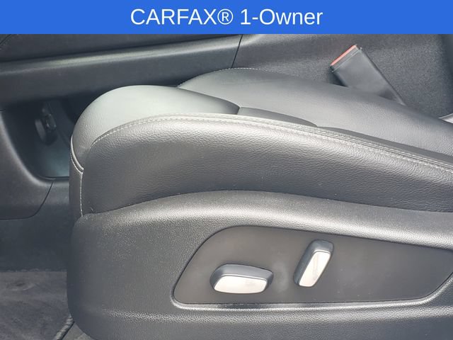 Certified 2024 Cadillac XT5 Luxury w/ LPO, Floor Liner Package AWD/4WD image 7