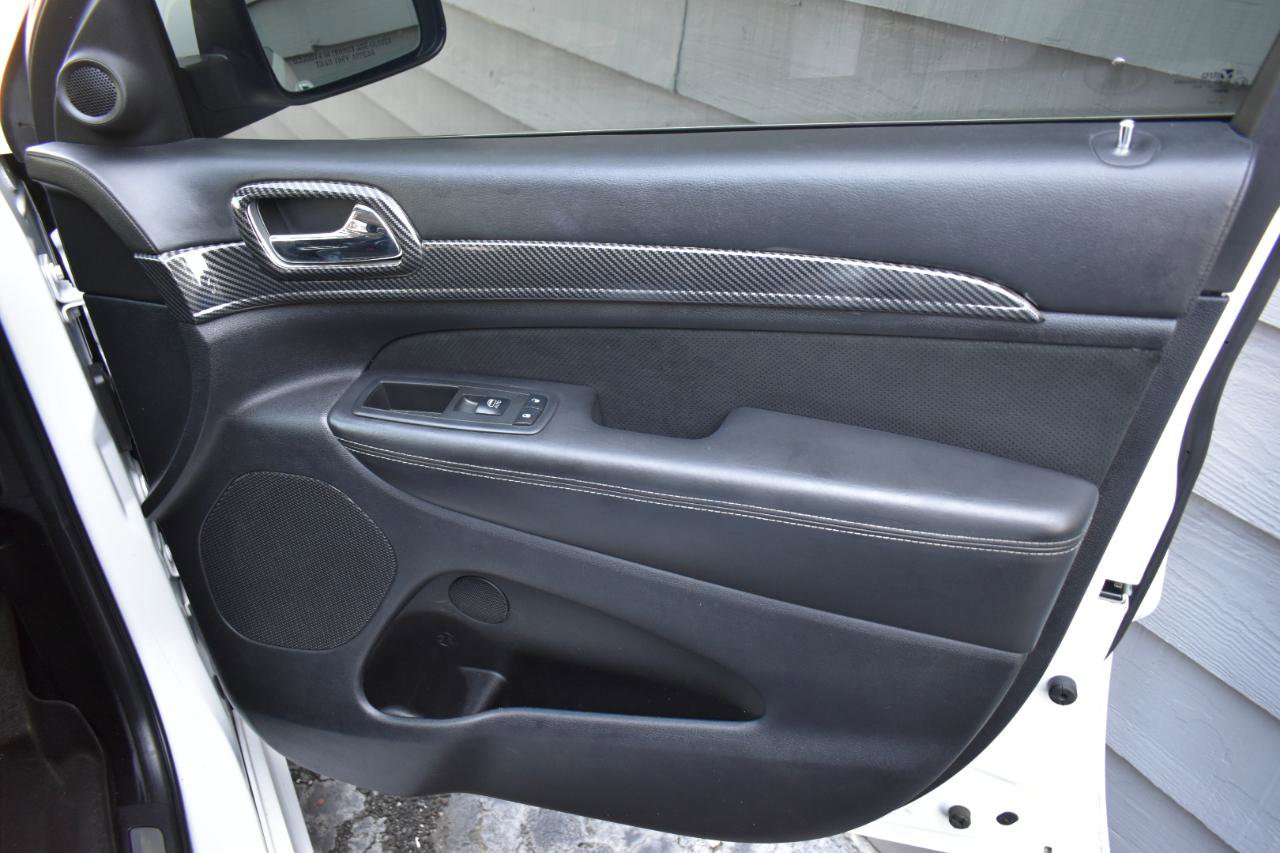 Used 2013 Jeep Grand Cherokee SRT8 image 37