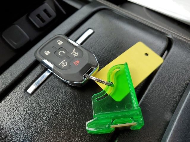 Certified 2017 GMC Yukon Denali w/ Open Road Package image 23