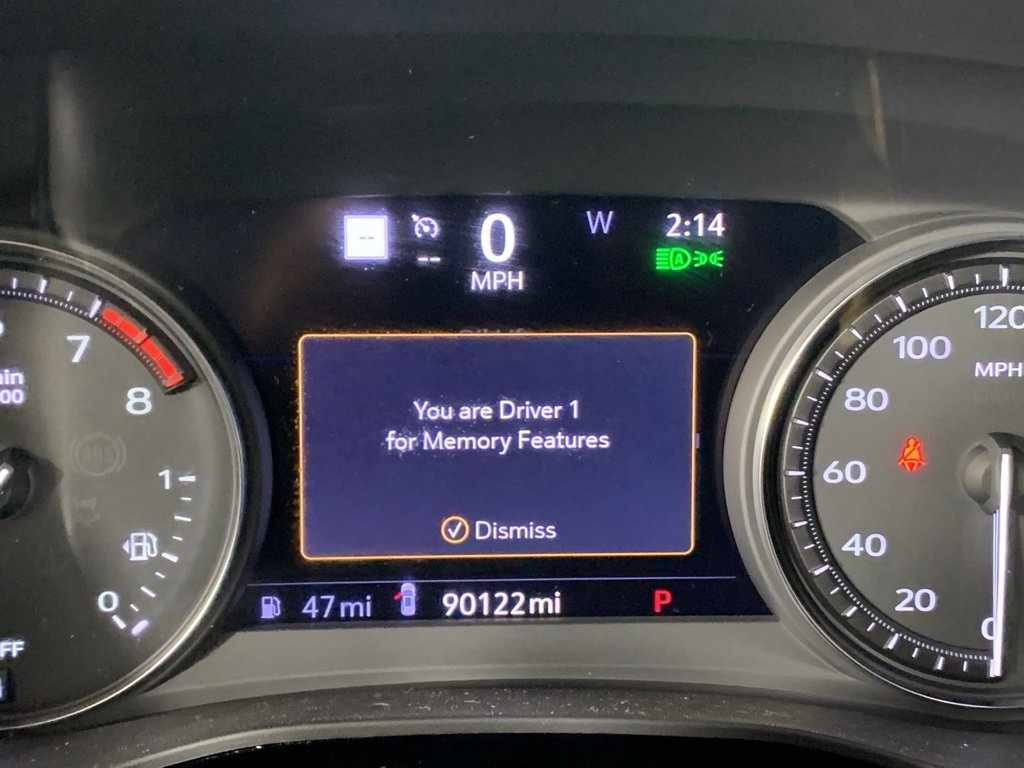 Used 2020 Cadillac XT6 Premium Luxury image 23