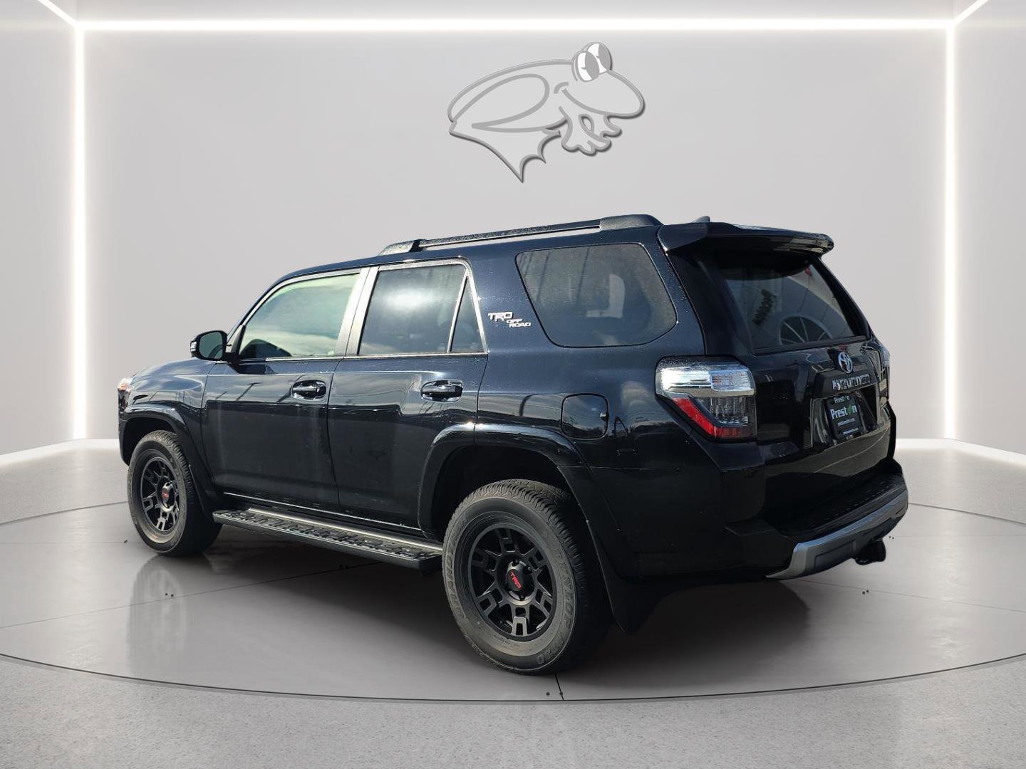 Used 2023 Toyota 4Runner TRD Off-Road Premium w/ Off Road Premium Plus Package image 8