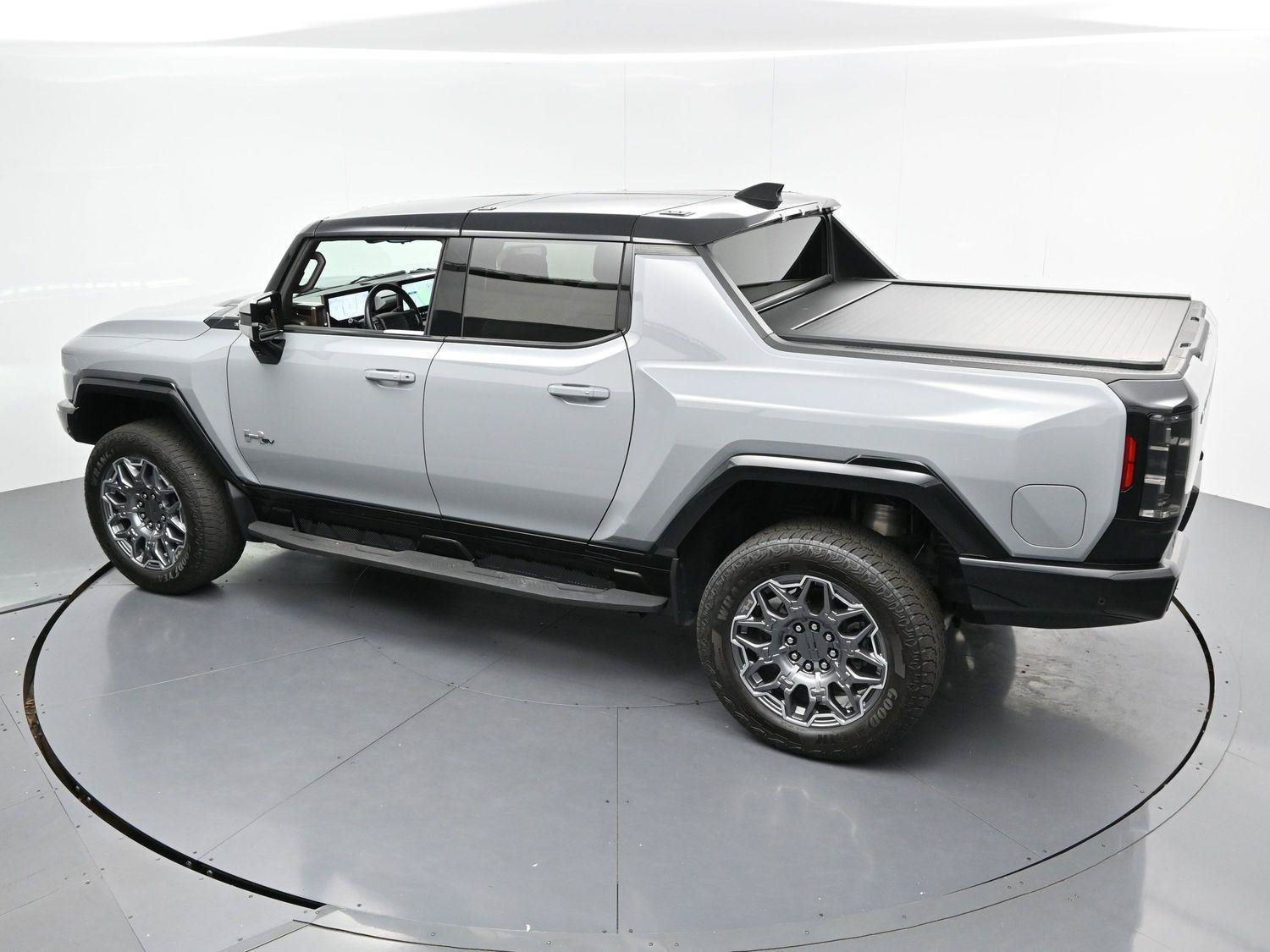 Used 2024 GMC Hummer EV 3X AWD/4WD image 45
