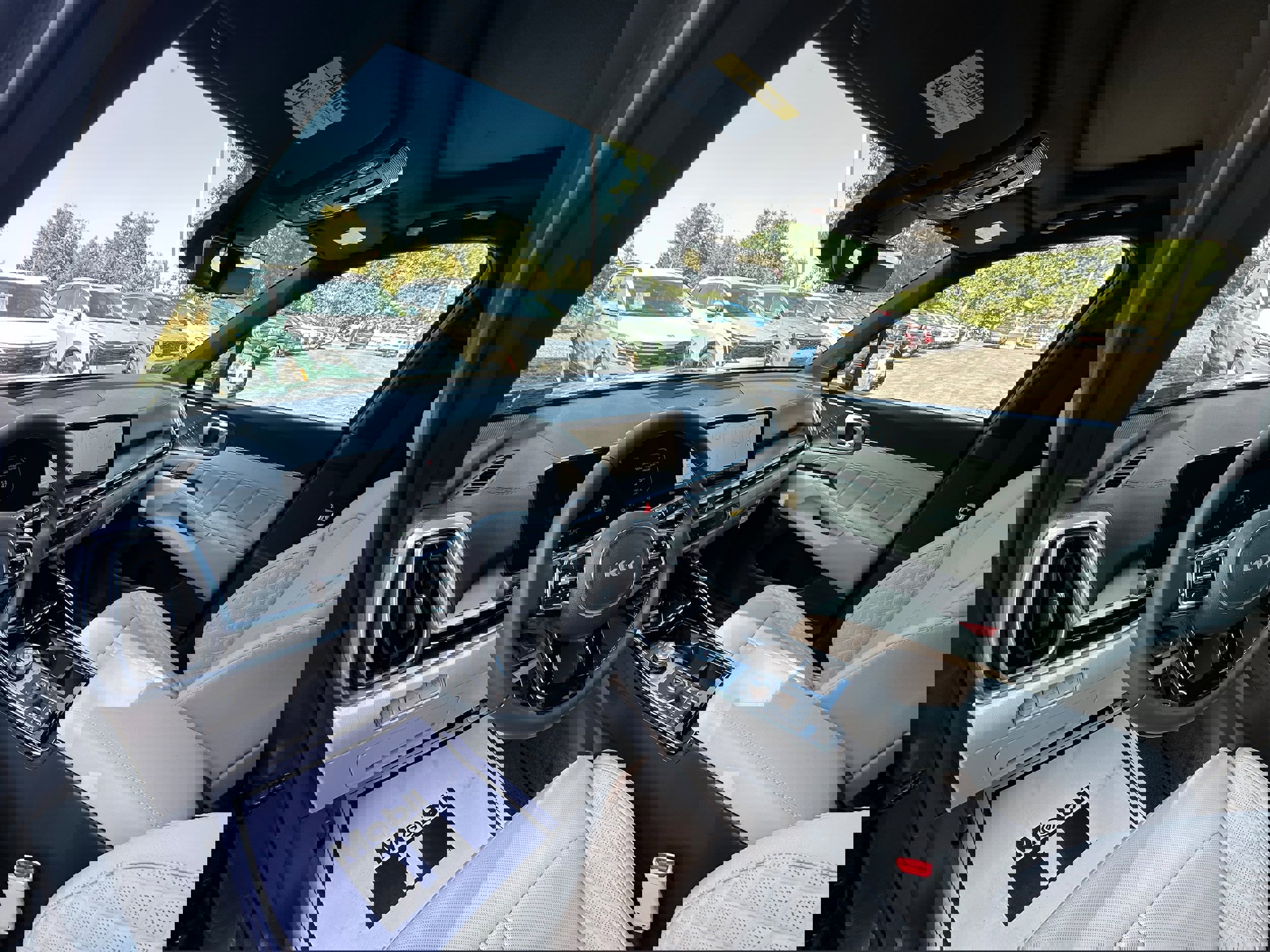 New 2025 Kia Sorento SX Prestige image 36