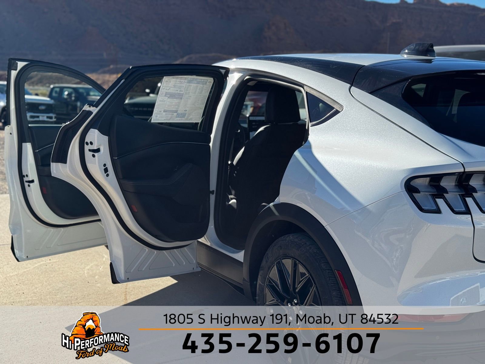 New 2025 Ford Mustang Mach-E Select w/ Interior Protection Package image 39