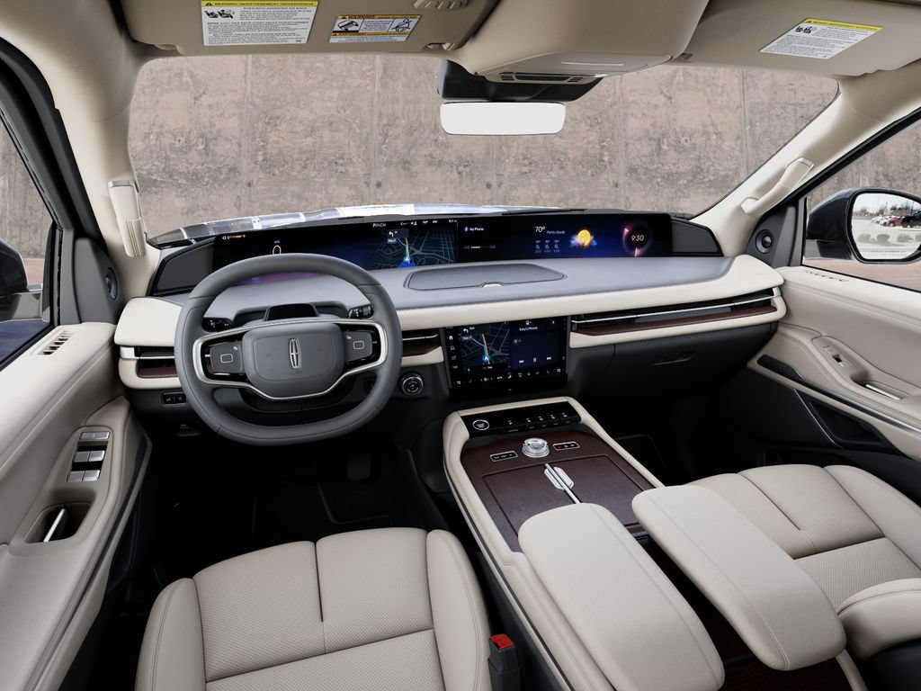 New 2027 Lincoln Navigator L Premier RWD image 10