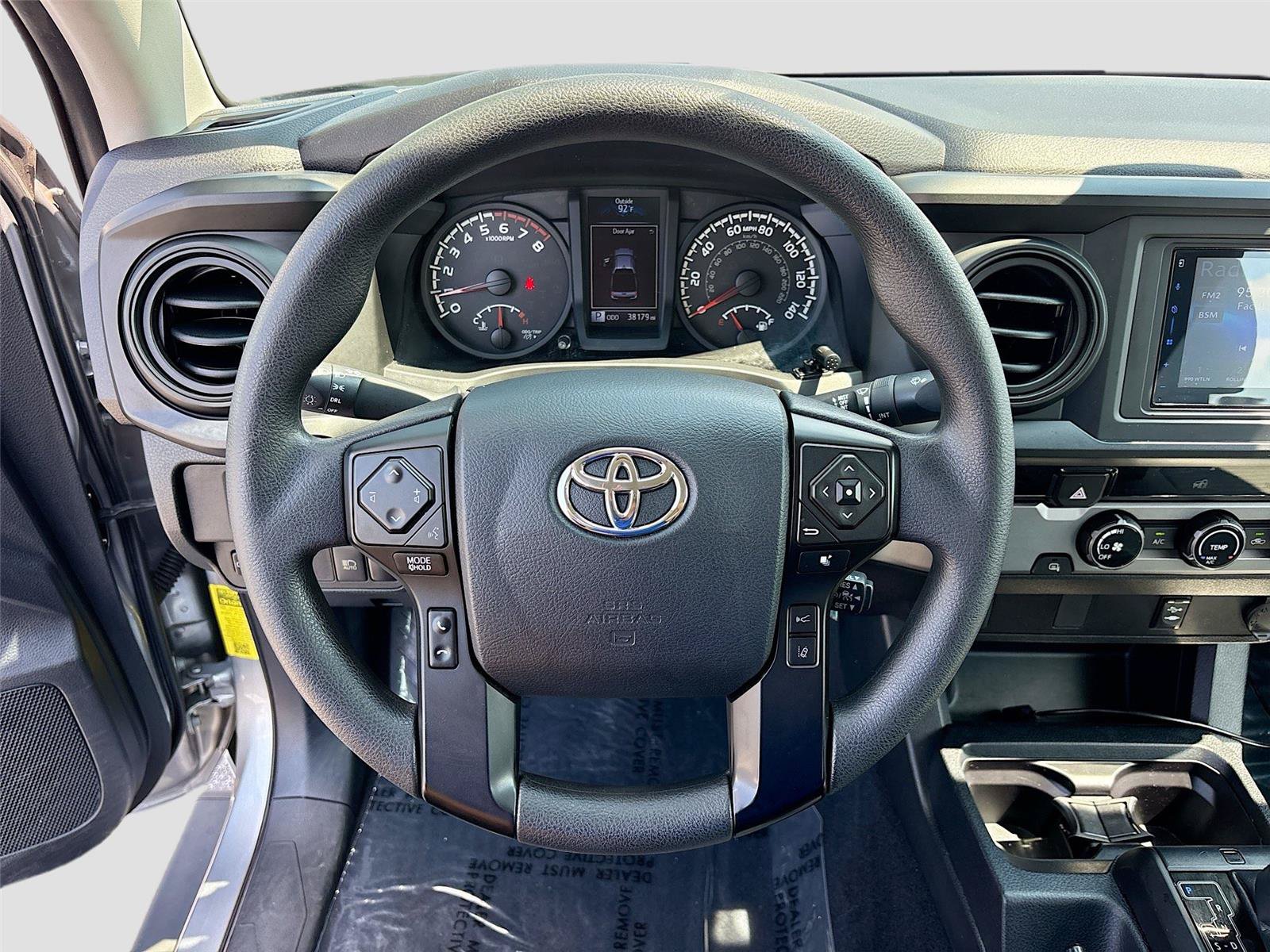 Used 2018 Toyota Tacoma SR RWD image 13