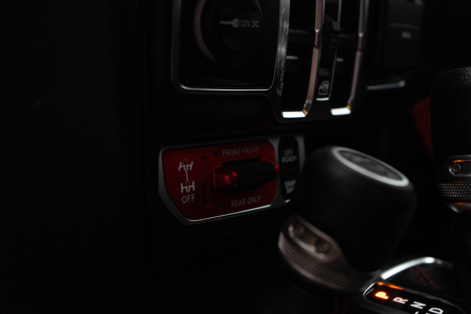 Used 2023 Jeep Wrangler Unlimited Rubicon w/ LED Lighting Group image 25