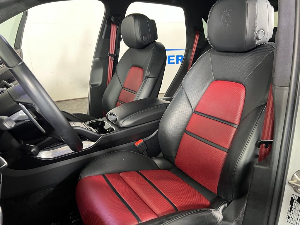 Used 2021 Porsche Cayenne Turbo AWD/4WD image 18