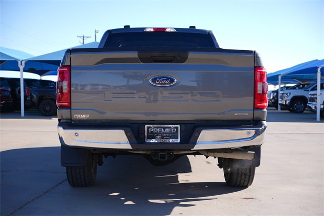 Used 2022 Ford F150 XLT w/ Trailer Tow Package image 5