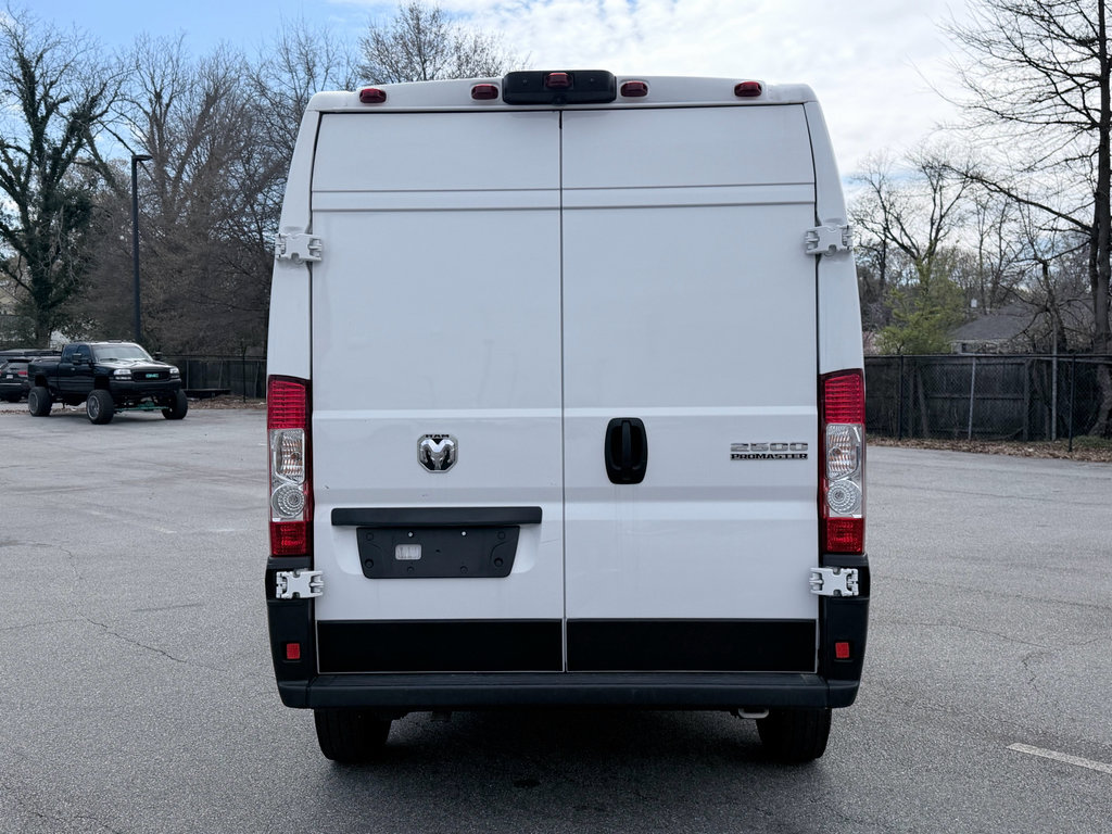 Used 2024 RAM ProMaster 2500 w/ Convenience Group FWD image 8