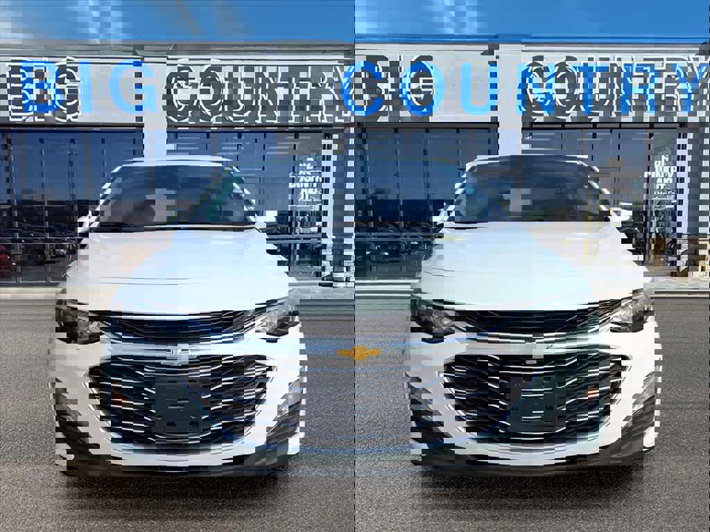 Used 2024 Chevrolet Malibu LT image 4