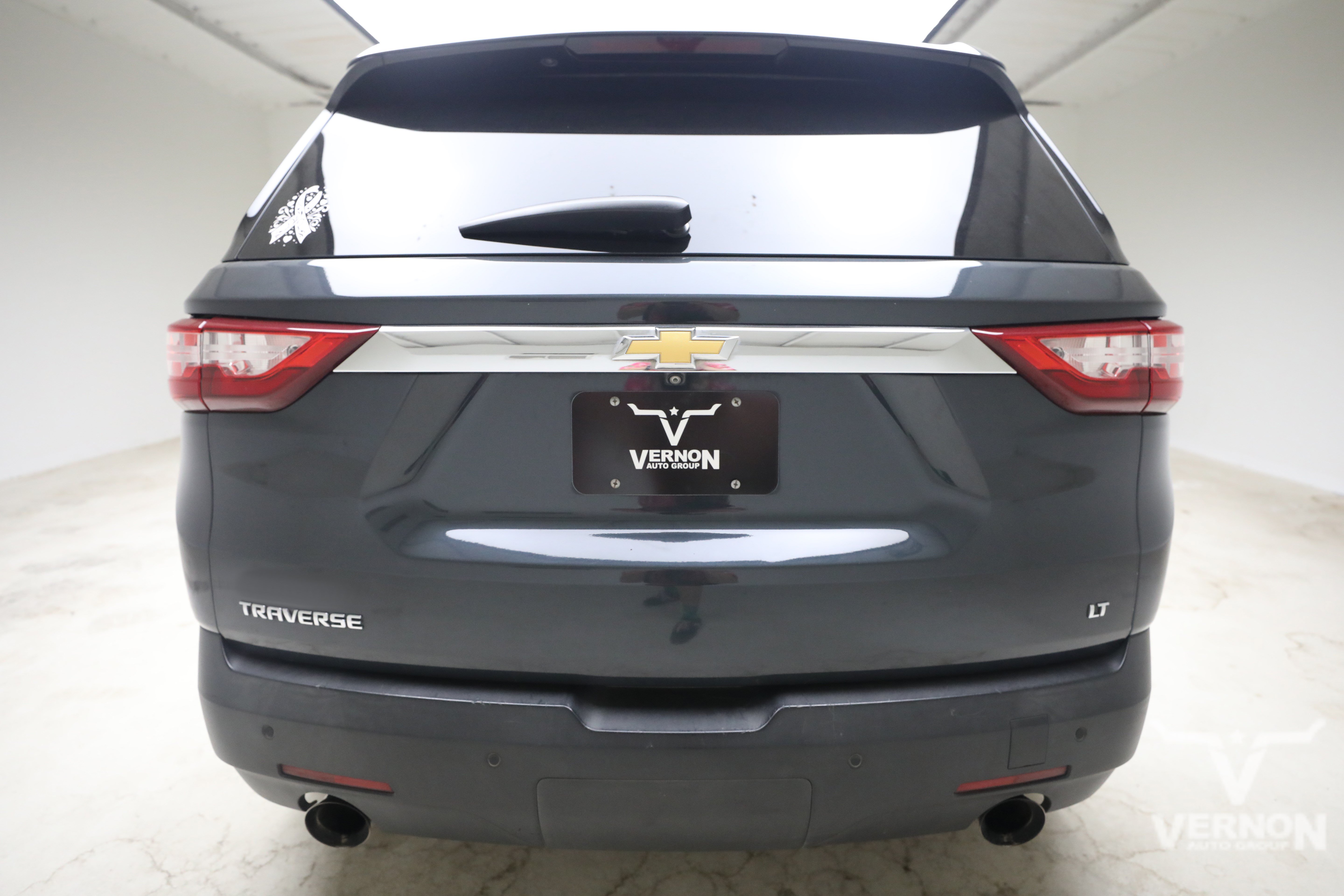 Used 2020 Chevrolet Traverse LT w/ LPO, Floor Liner Package FWD image 3