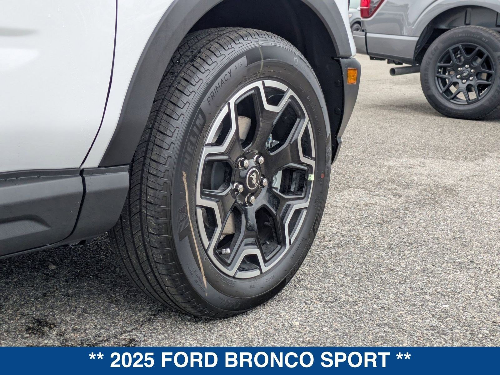 New 2025 Ford Bronco Sport Outer Banks w/ Outer Banks Tech Package+ image 13