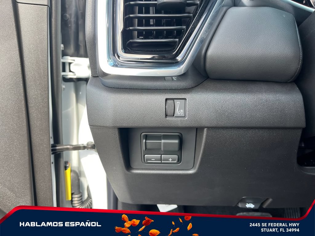 New 2026 GMC Canyon Elevation RWD image 24