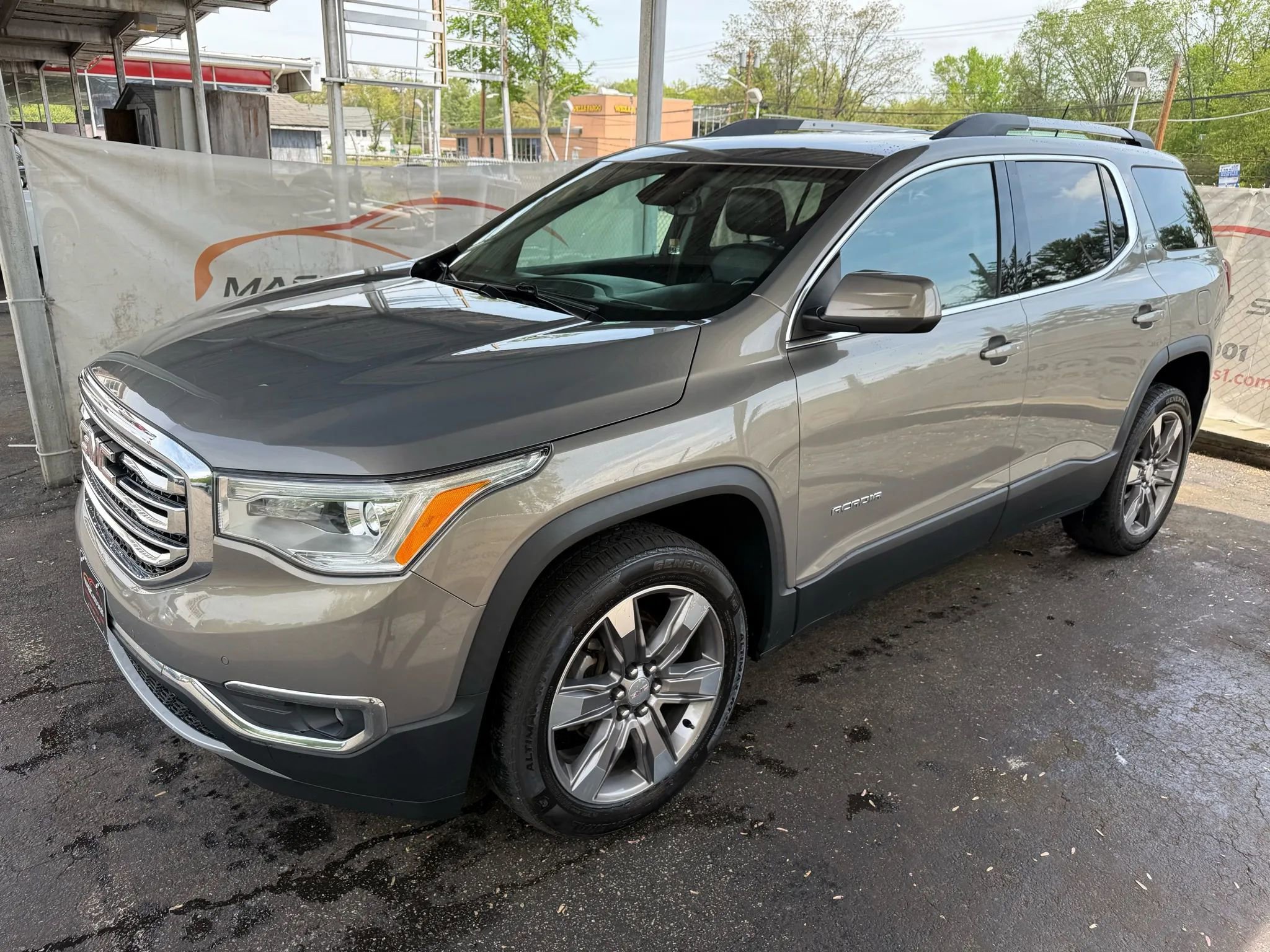 Used 2019 GMC Acadia SLT w/ LPO, Floor Liner Package image 58