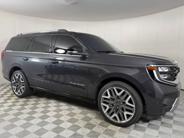 Used 2025 Ford Expedition Platinum w/ Platinum Ultimate Package AWD/4WD image 11