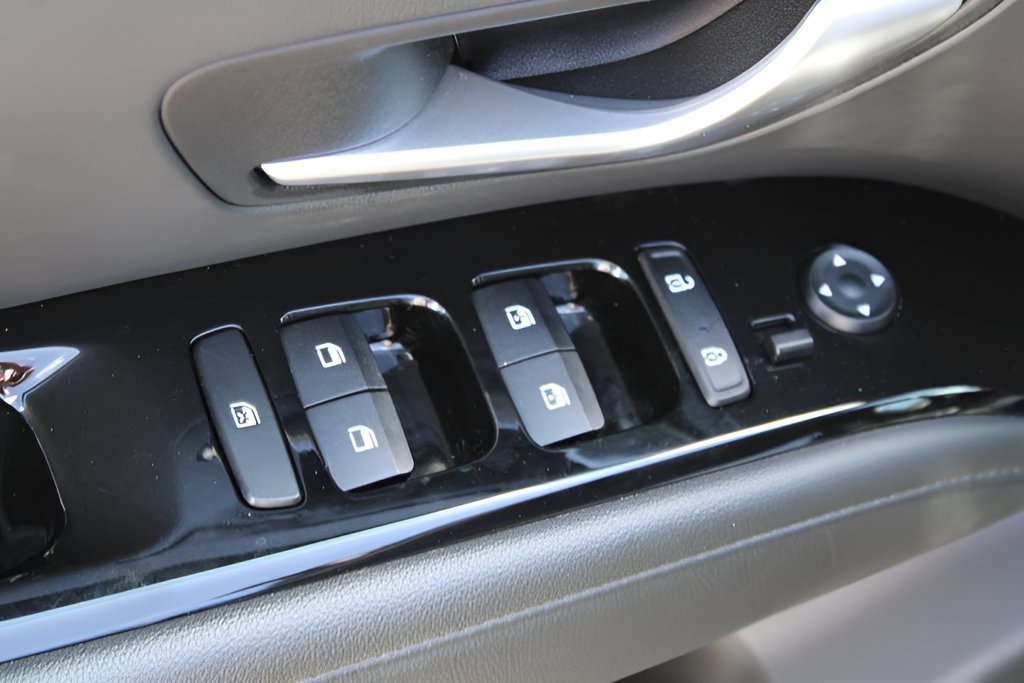 Used 2023 Hyundai Santa Cruz Limited AWD/4WD image 19