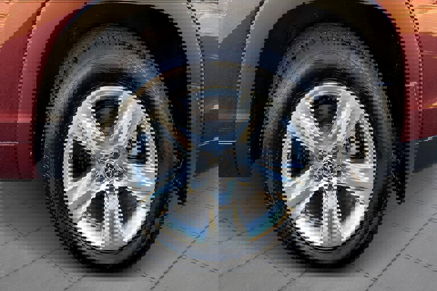 Used 2019 Toyota Highlander Limited image 10