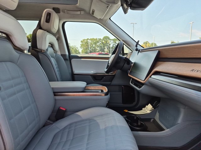 Used 2026 Rivian R1T Premium AWD/4WD image 21