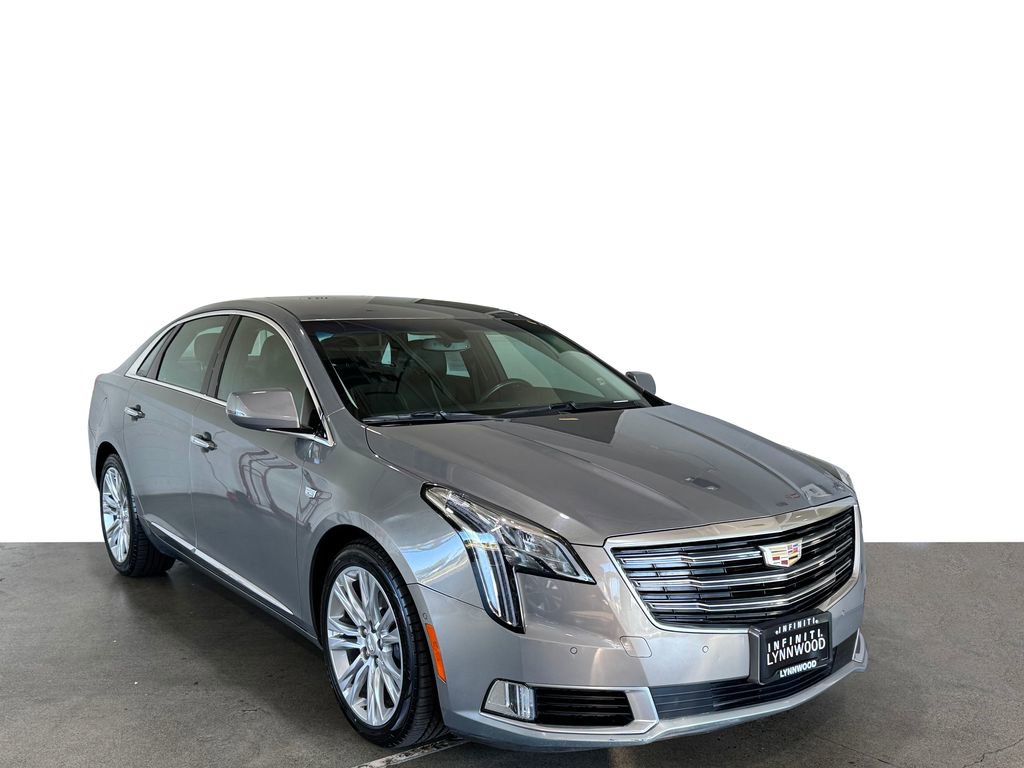 Used 2019 Cadillac XTS Luxury image 3