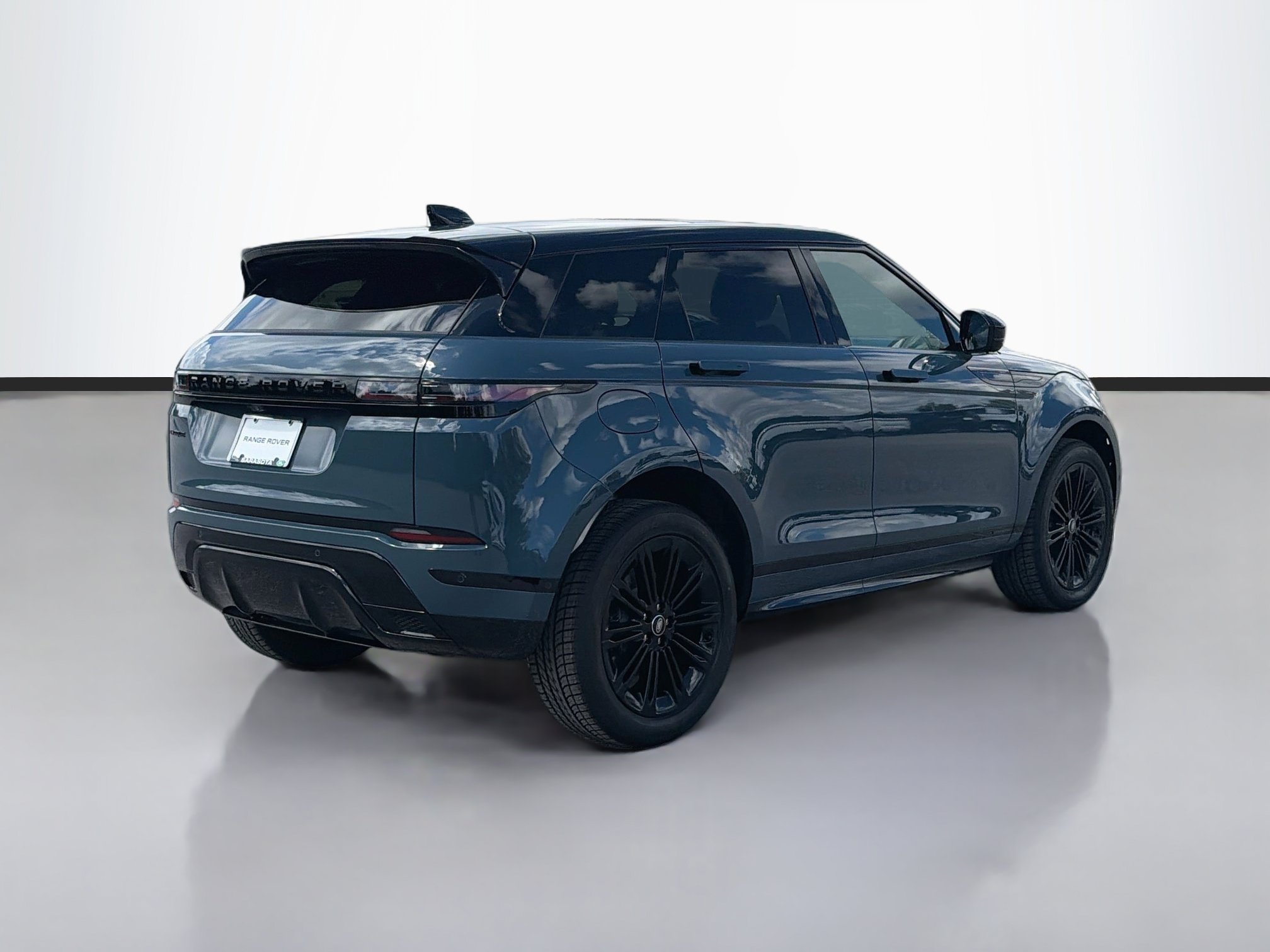 New 2026 Land Rover Range Rover Evoque Hoxton AWD/4WD image 5