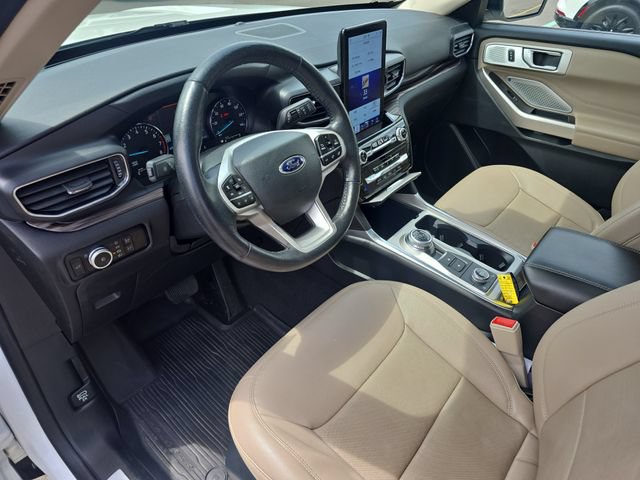Certified 2023 Ford Explorer Limited w/ Limited Technology Package AWD/4WD image 15
