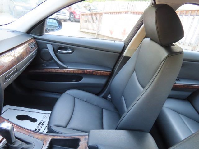 Used 2006 BMW 325i Sedan RWD image 18