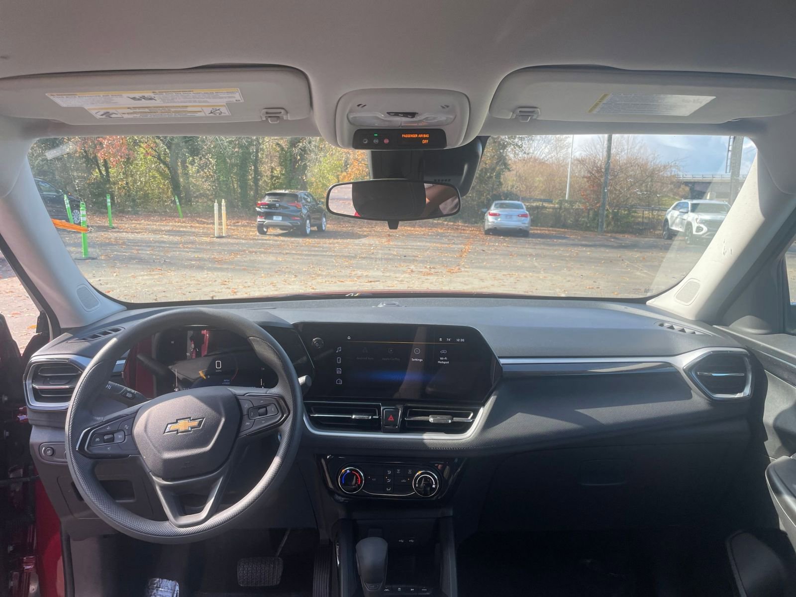 Used 2025 Chevrolet TrailBlazer LT w/ Driver Confidence Package image 29