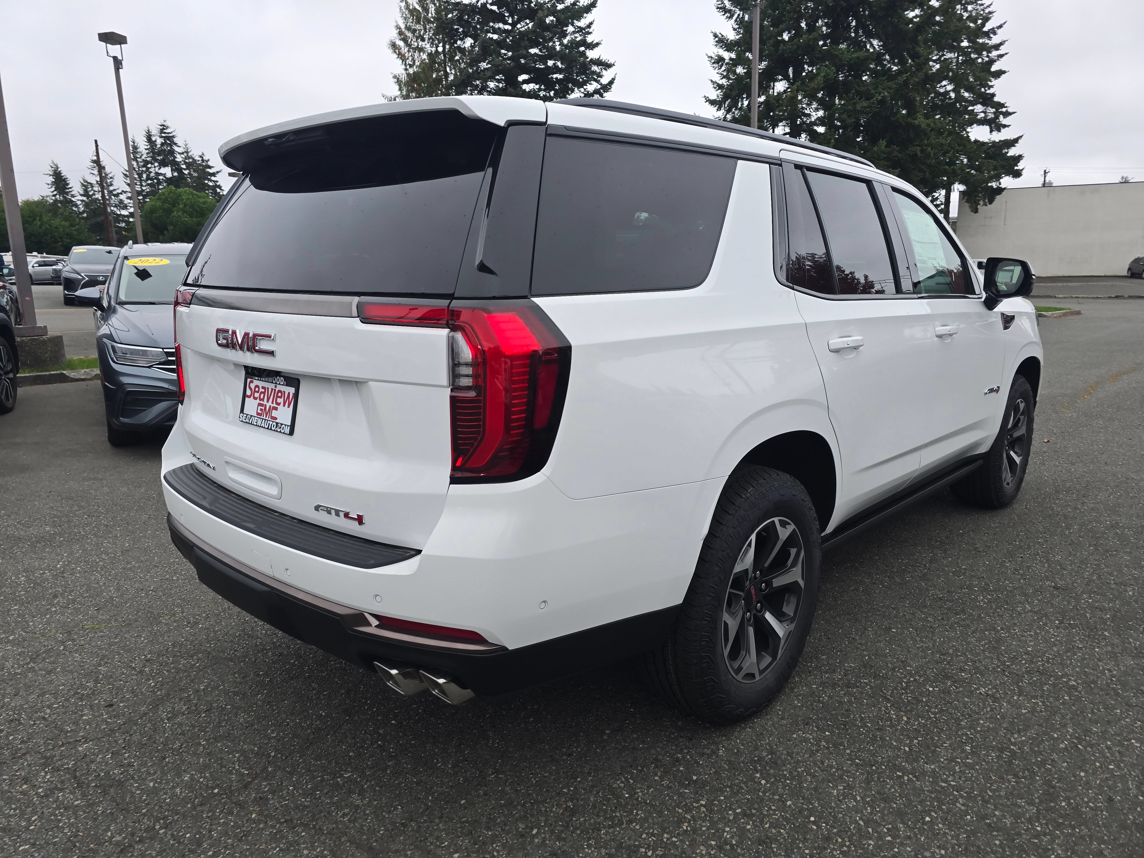 New 2026 GMC Yukon AT4 Ultimate w/ LPO, Floor Liner Package AWD/4WD image 7