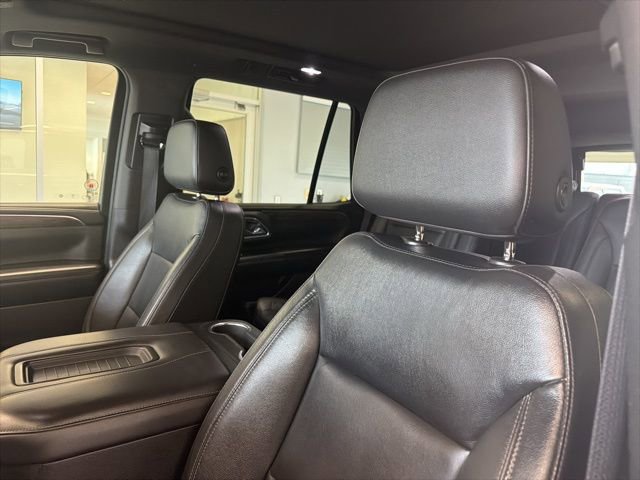 Used 2021 Chevrolet Tahoe LT w/ LT Signature Package image 14