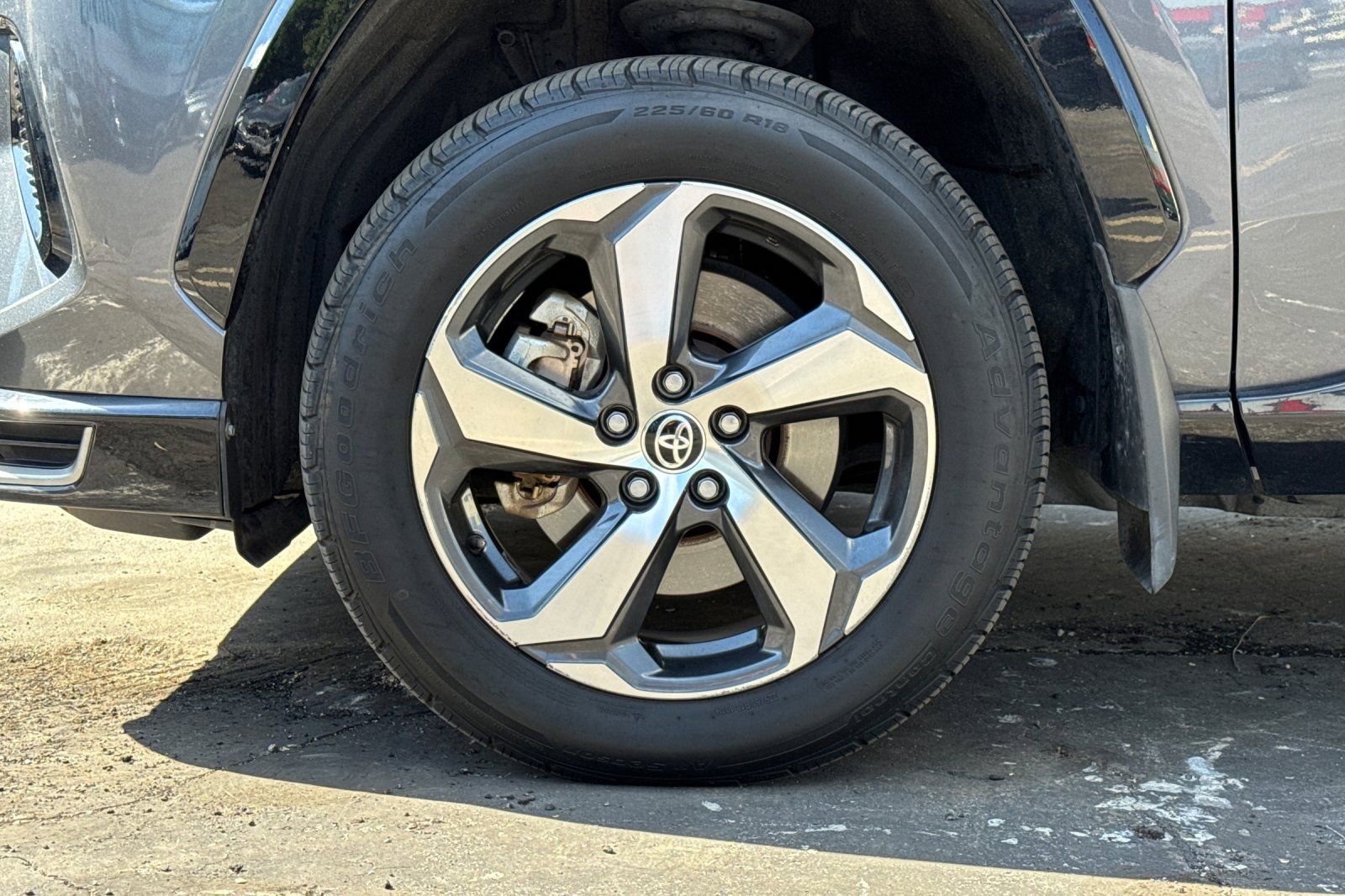 Certified 2021 Toyota RAV4 SE w/ Weather & Moonroof Package AWD/4WD image 4