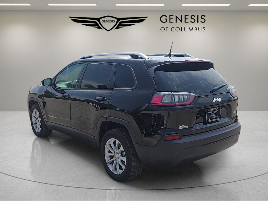 Used 2020 Jeep Cherokee Latitude FWD image 3