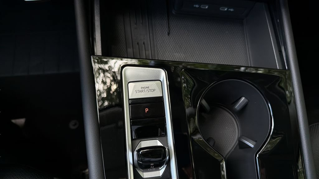 New 2026 Volkswagen Atlas Peak Edition AWD/4WD image 23