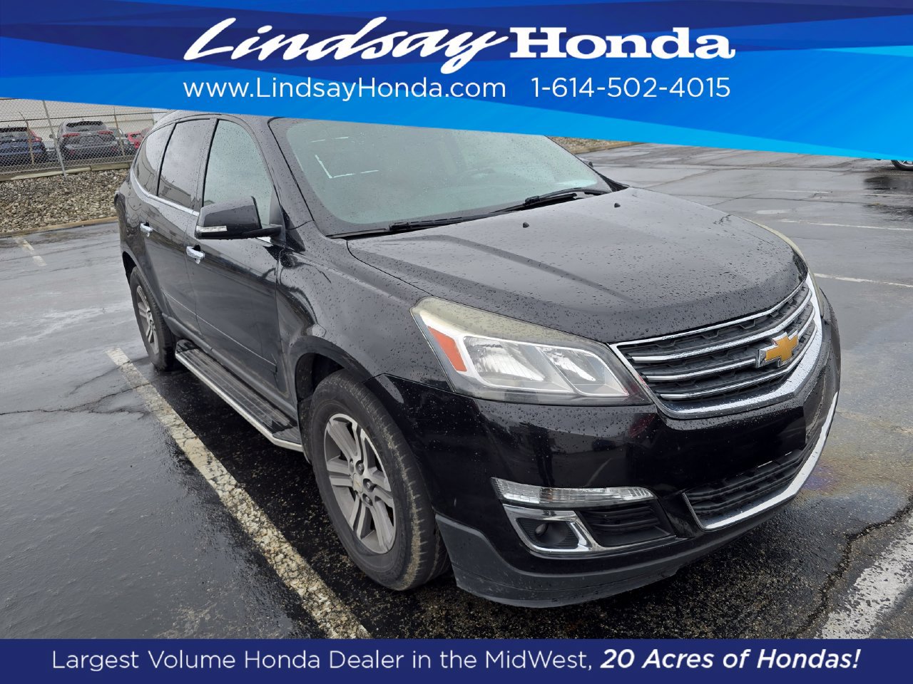 Used 2017 Chevrolet Traverse LT AWD/4WD image 2