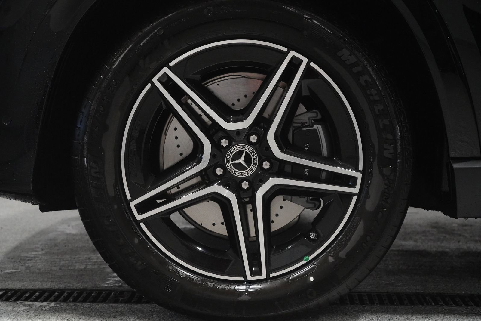 New 2026 Mercedes-Benz GLE 450 4MATIC image 11