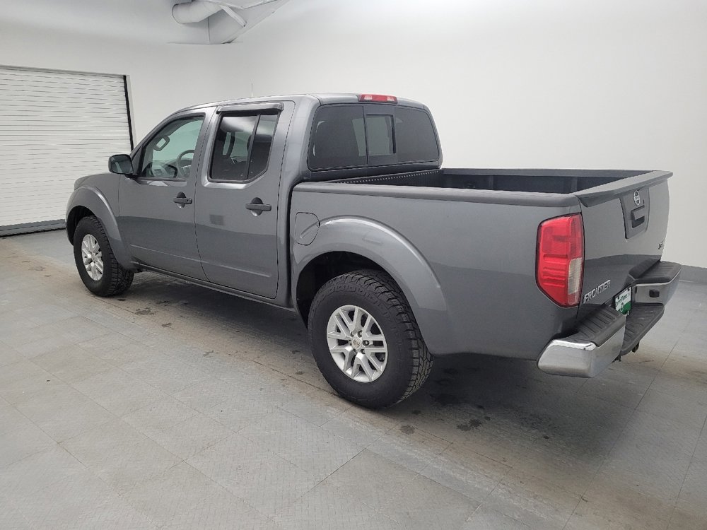 Used 2016 Nissan Frontier SV image 3