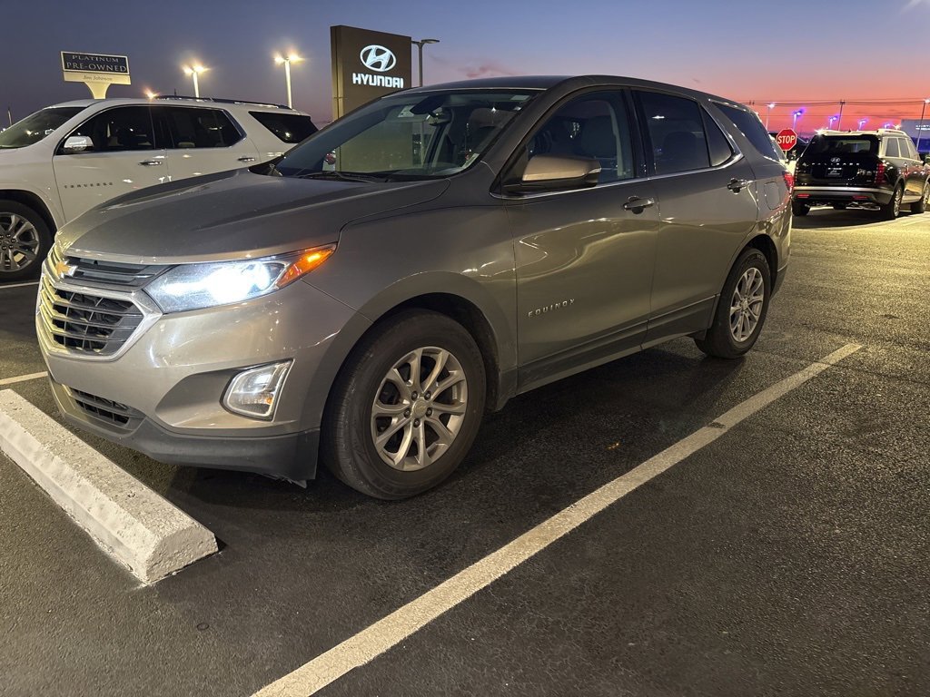 Used 2018 Chevrolet Equinox LT image 1