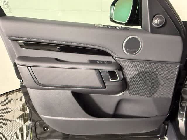 New 2026 Land Rover Discovery S AWD/4WD image 20