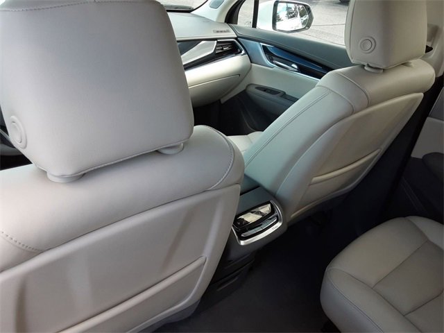 Used 2024 Cadillac XT6 Premium Luxury w/ Technology Package image 25