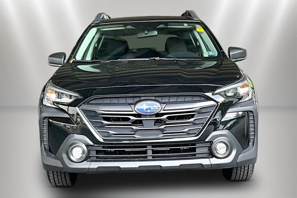 Certified 2024 Subaru Outback AWD/4WD image 2