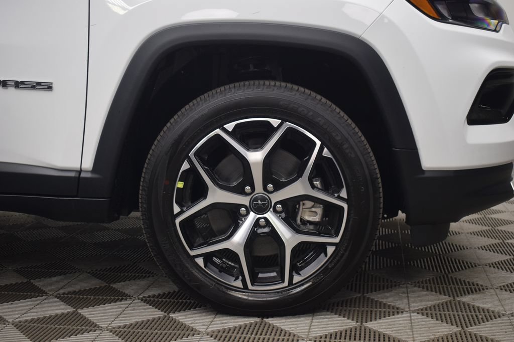 New 2026 Jeep Compass Limited w/ Sun, Sound & Navigation Group AWD/4WD image 6